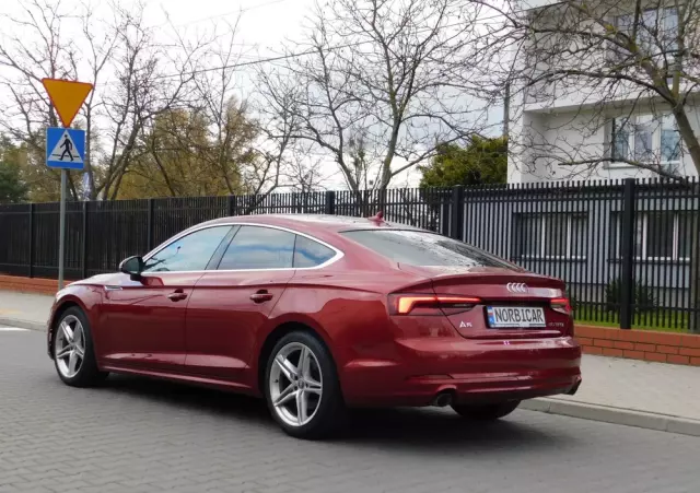 AUDI A5 40 TFSI S tronic