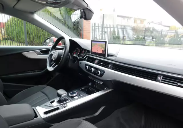 AUDI A5 40 TFSI S tronic