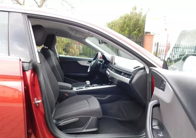 AUDI A5 40 TFSI S tronic