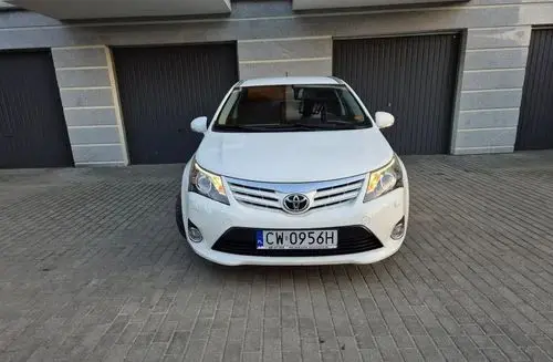 TOYOTA Avensis 