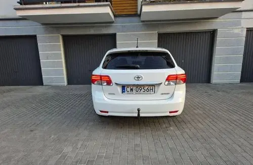 TOYOTA Avensis 