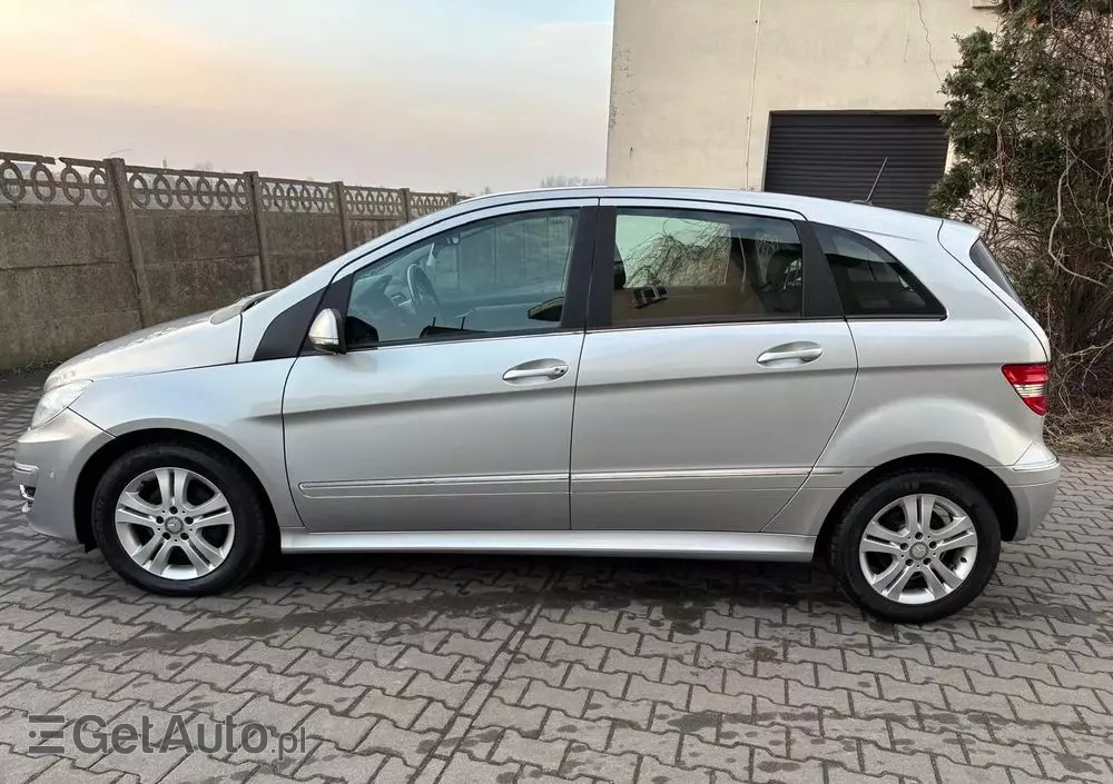 MERCEDES-BENZ Klasa B 