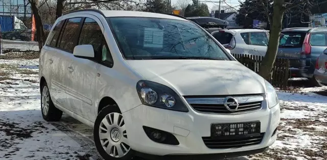 OPEL Zafira 