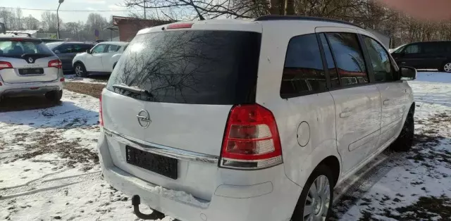 OPEL Zafira 