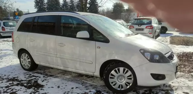 OPEL Zafira 