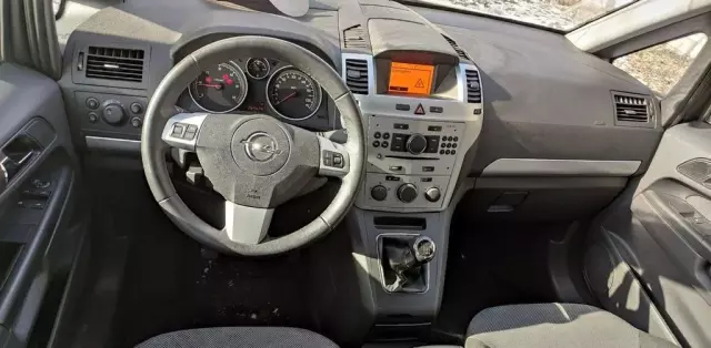 OPEL Zafira 