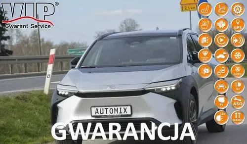 TOYOTA BZ4X 