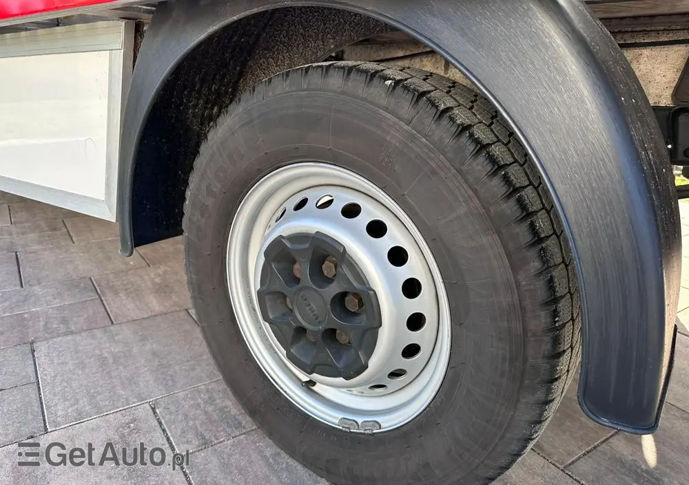 IVECO DAILY 35S18 KLIMA SYPIALNIA 