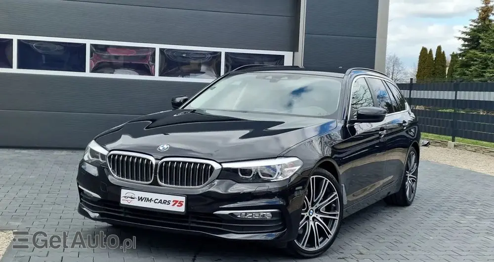 BMW Seria 5 530d Touring Sport Line