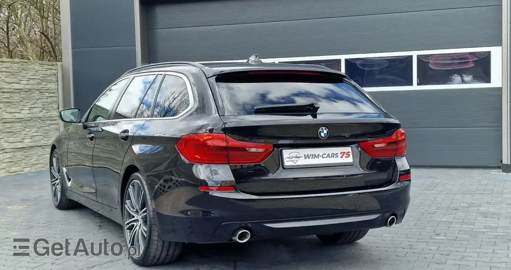 BMW Seria 5 530d Touring Sport Line