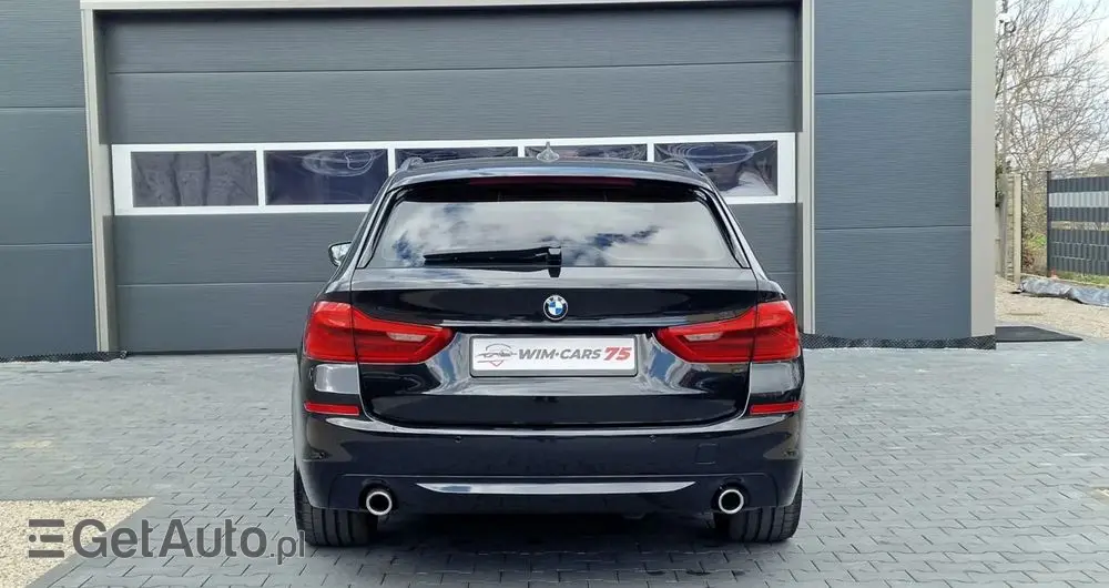 BMW Seria 5 530d Touring Sport Line