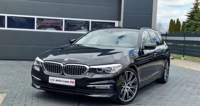 BMW Seria 5 530d Touring Sport Line