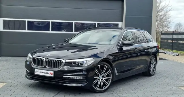 BMW Seria 5 530d Touring Sport Line