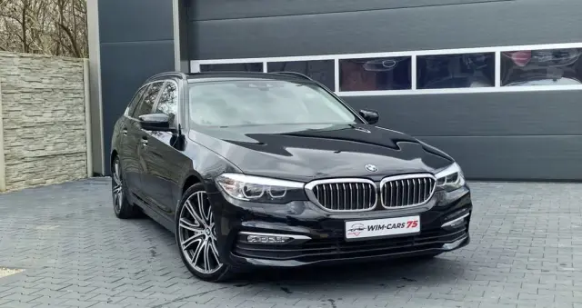 BMW Seria 5 530d Touring Sport Line