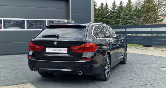 BMW Seria 5 530d Touring Sport Line