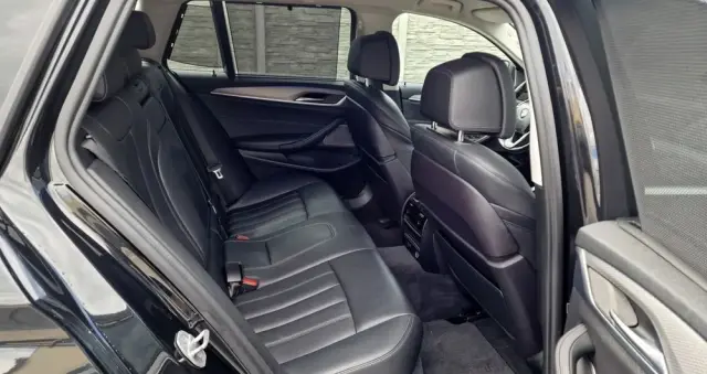 BMW Seria 5 530d Touring Sport Line