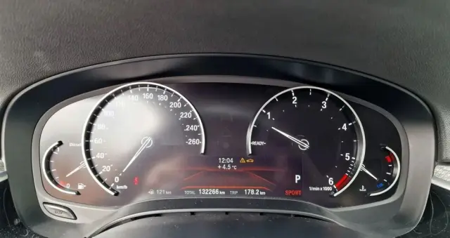 BMW Seria 5 530d Touring Sport Line