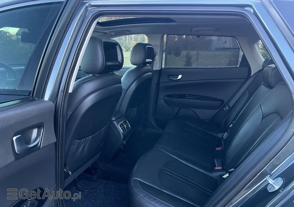 KIA Optima Sportagon 1.7 CRDI DCT Business Supreme