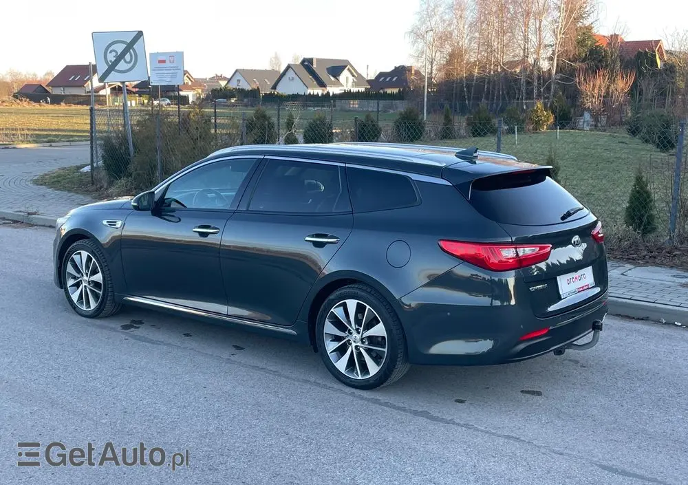 KIA Optima Sportagon 1.7 CRDI DCT Business Supreme