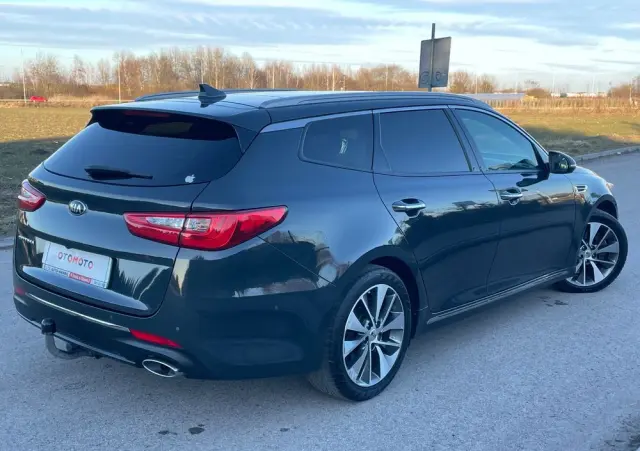 KIA Optima Sportagon 1.7 CRDI DCT Business Supreme
