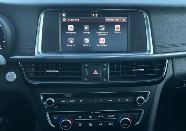 KIA Optima Sportagon 1.7 CRDI DCT Business Supreme