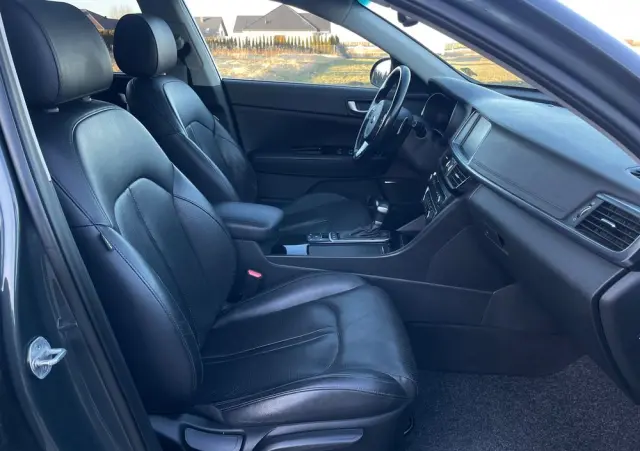 KIA Optima Sportagon 1.7 CRDI DCT Business Supreme