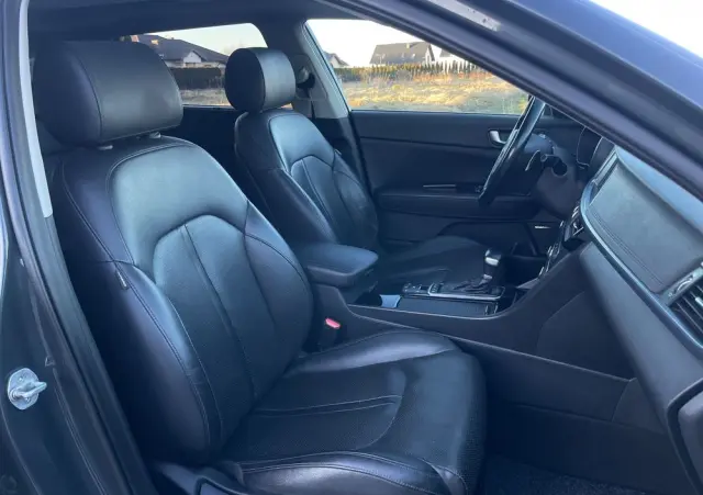 KIA Optima Sportagon 1.7 CRDI DCT Business Supreme