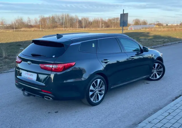KIA Optima Sportagon 1.7 CRDI DCT Business Supreme