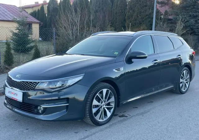 KIA Optima Sportagon 1.7 CRDI DCT Business Supreme