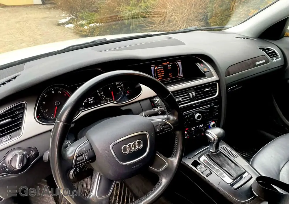 AUDI A4 Limousine 