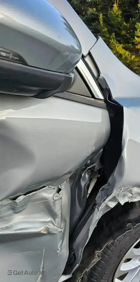 FORD Kuga 2.5 FHEV FWD Active eCVT