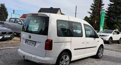 VOLKSWAGEN Caddy California 