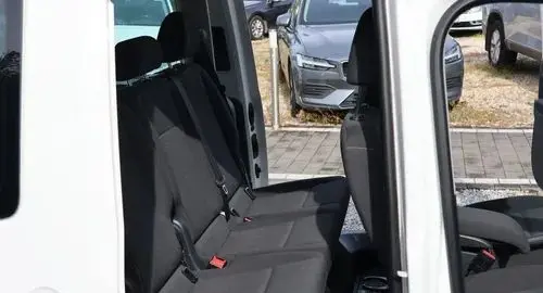 VOLKSWAGEN Caddy California 