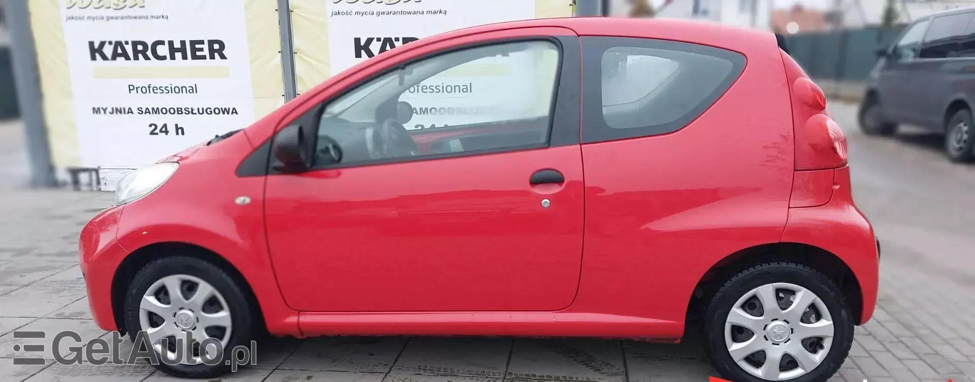 PEUGEOT 107 1.0i (68 KM)