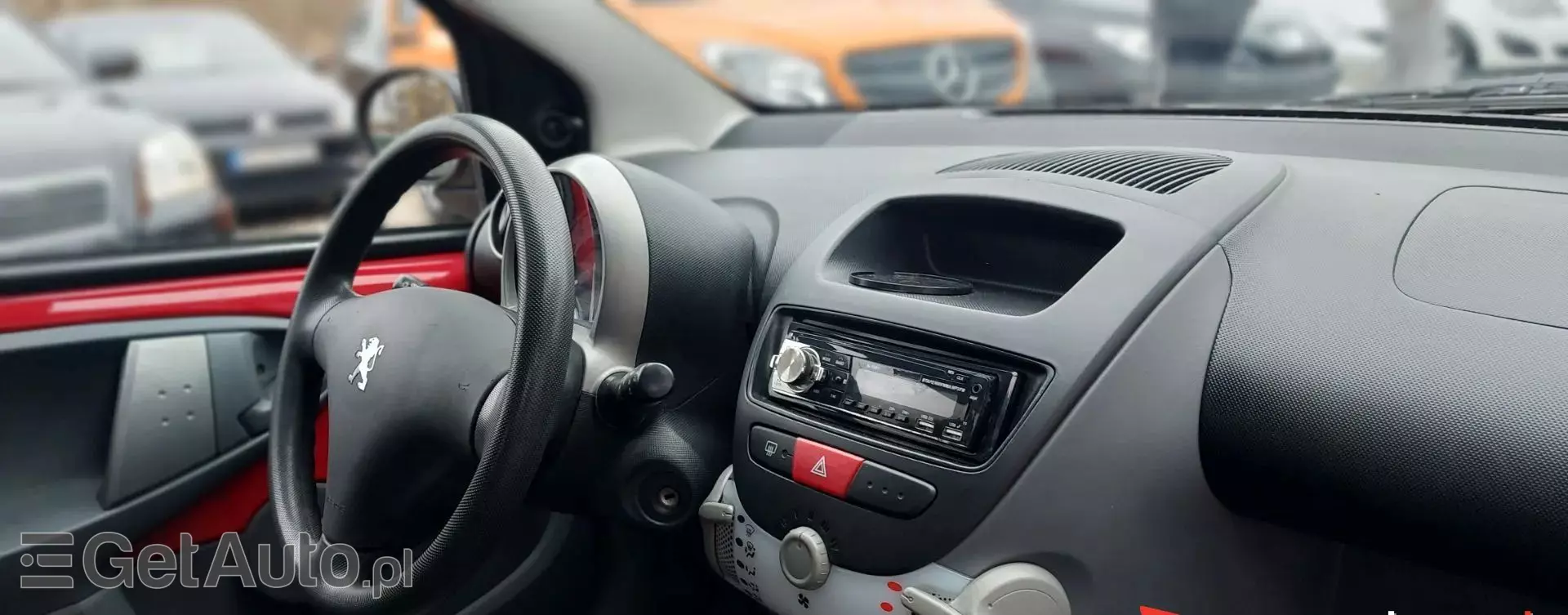 PEUGEOT 107 1.0i (68 KM)