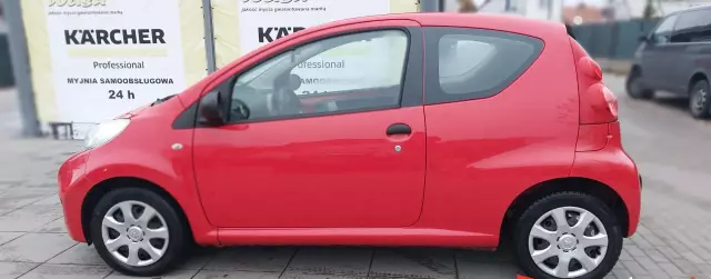 PEUGEOT 107 1.0i (68 KM)