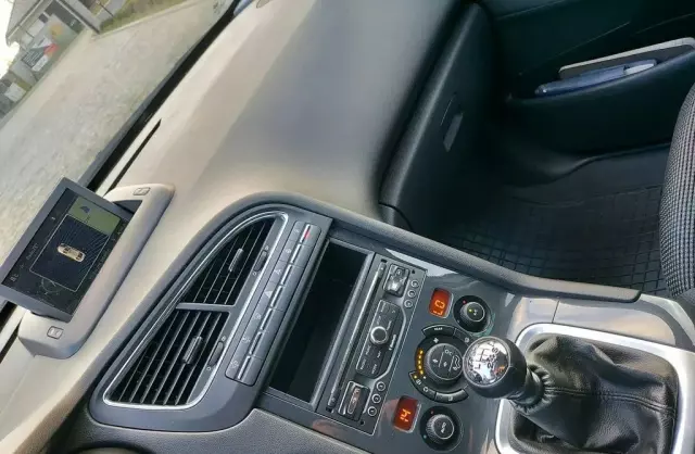 PEUGEOT 5008 2.0 BlueHDi Allure