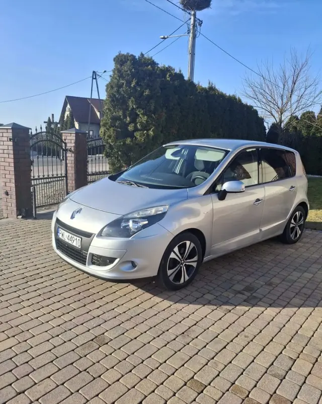 RENAULT Scenic 
