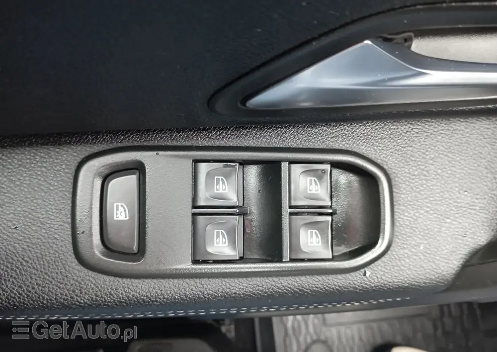 DACIA Duster 1.0 TCe Prestige