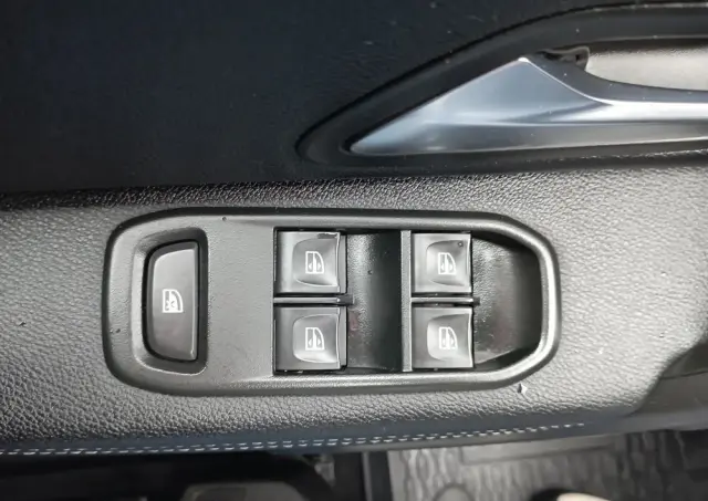 DACIA Duster 1.0 TCe Prestige