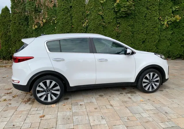 KIA Sportage 1.7 CRDI Business Line 2WD