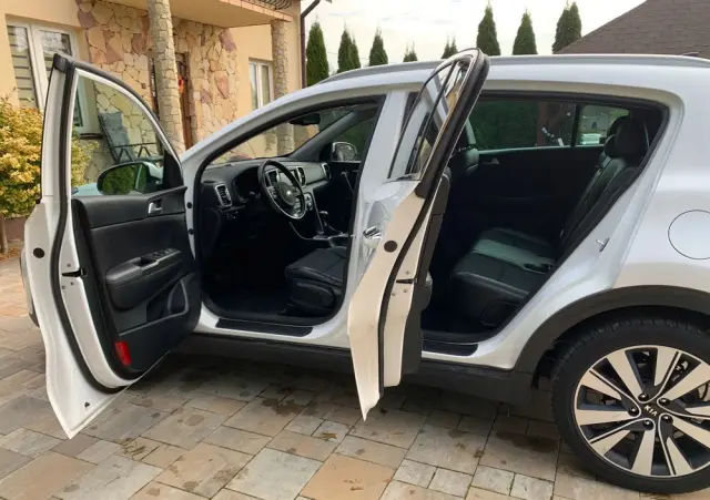 KIA Sportage 1.7 CRDI Business Line 2WD