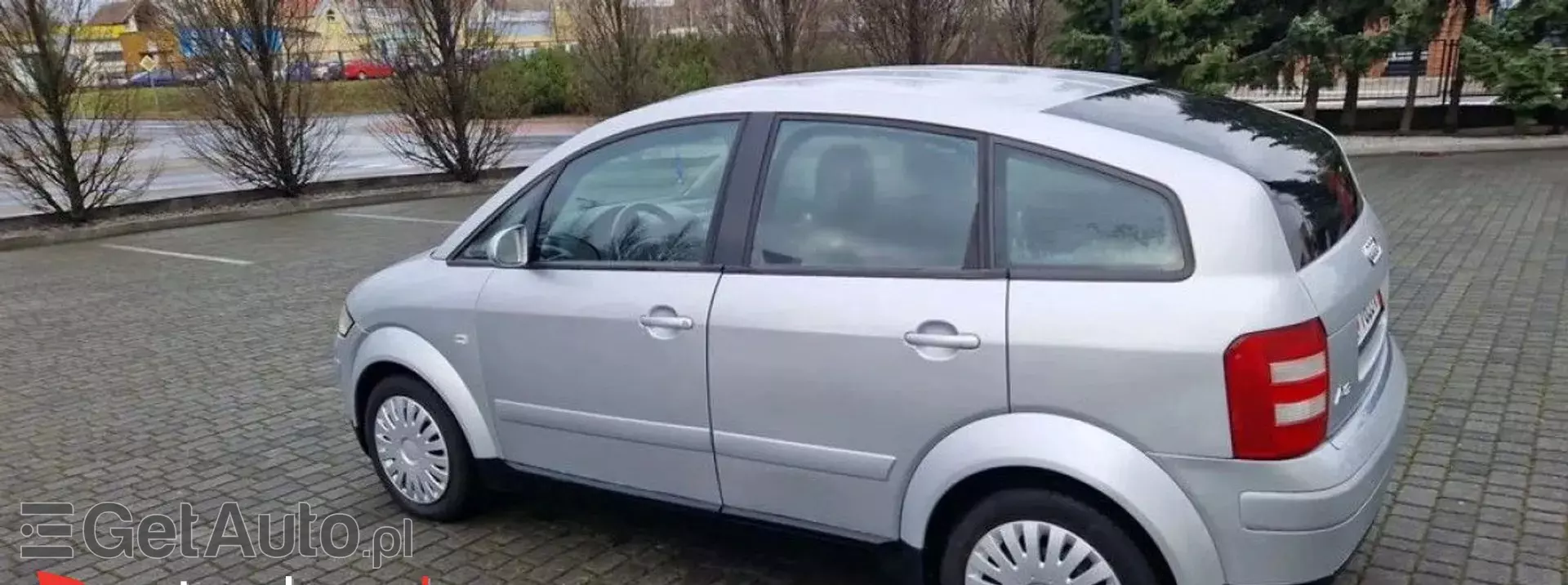 AUDI A2 