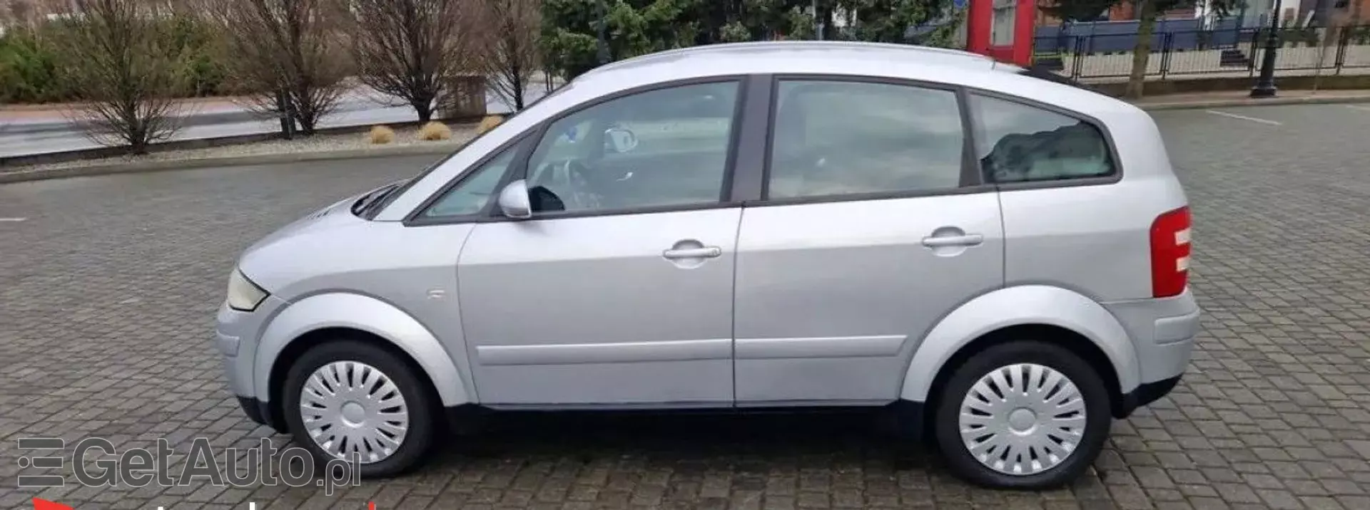 AUDI A2 