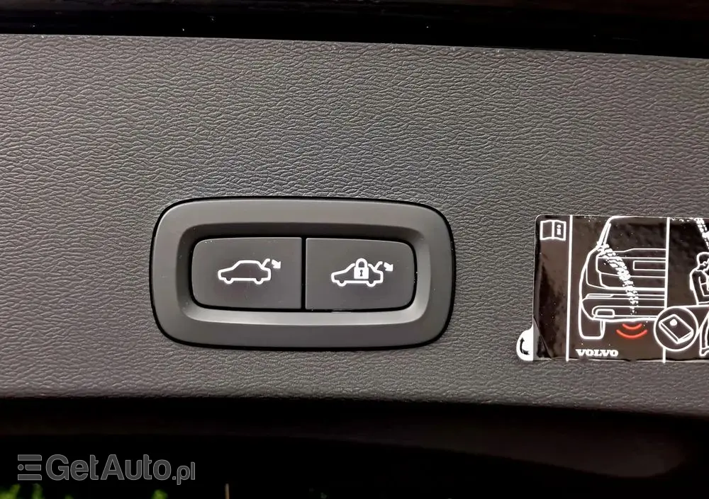 VOLVO XC 40 T5 Plug-In Hybrid Inscription Expression Pro