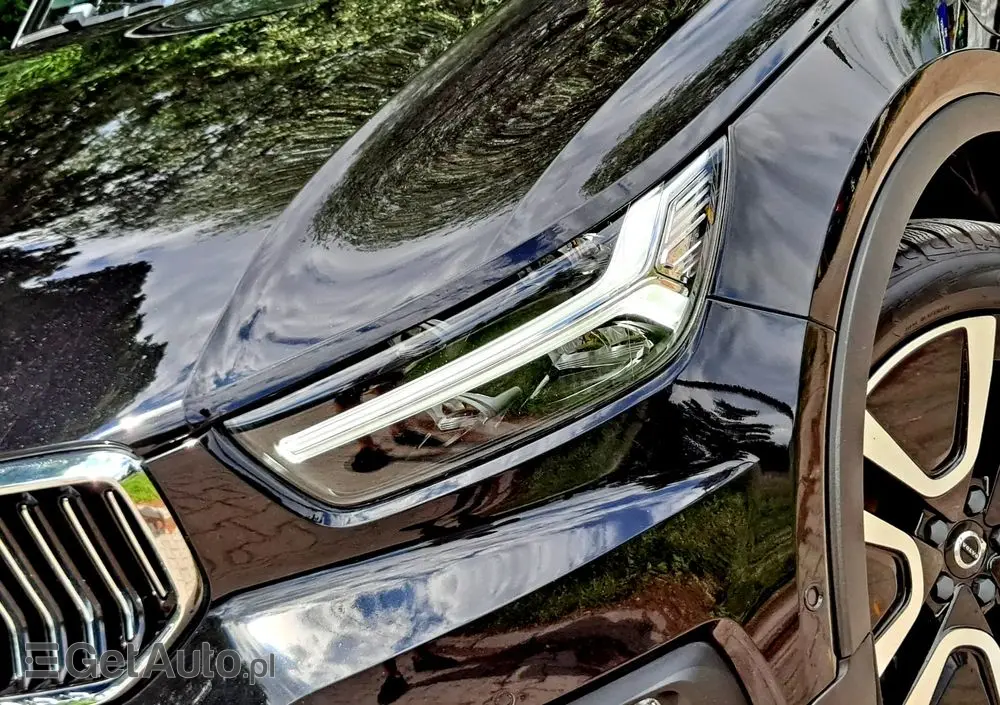 VOLVO XC 40 T5 Plug-In Hybrid Inscription Expression Pro