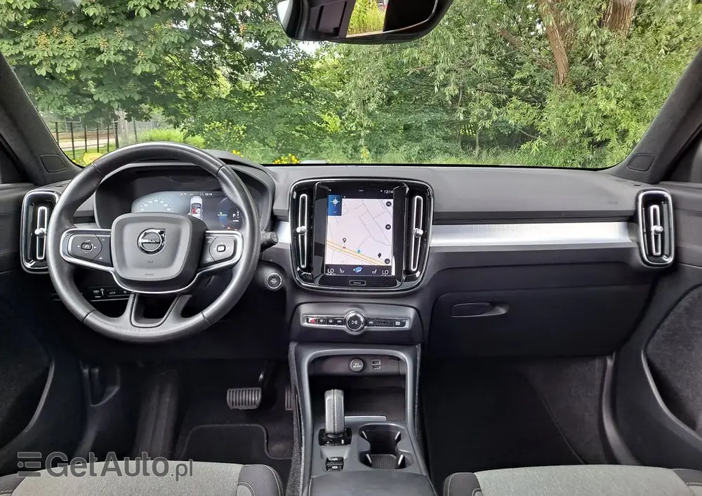 VOLVO XC 40 T5 Plug-In Hybrid Inscription Expression Pro