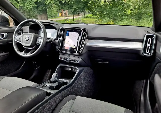 VOLVO XC 40 T5 Plug-In Hybrid Inscription Expression Pro