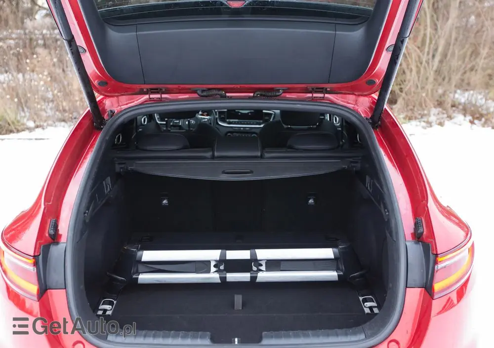 KIA ProCeed 1.6 CRDi DCT7 SCR GT LINE