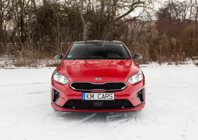 KIA ProCeed 1.6 CRDi DCT7 SCR GT LINE